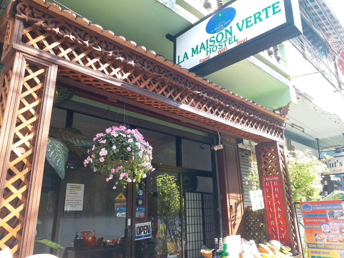 La Maison Verte Hostel Chiang Mai Exteriör bild